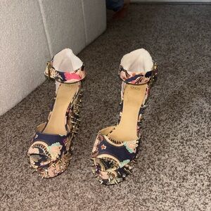 ASOS Women's Floral Spiked Heels - Black and Gold